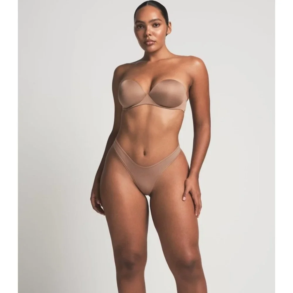 Skims Ultimate Push Up Strapless Bra BA-BAN-3208 Sienna 32D
